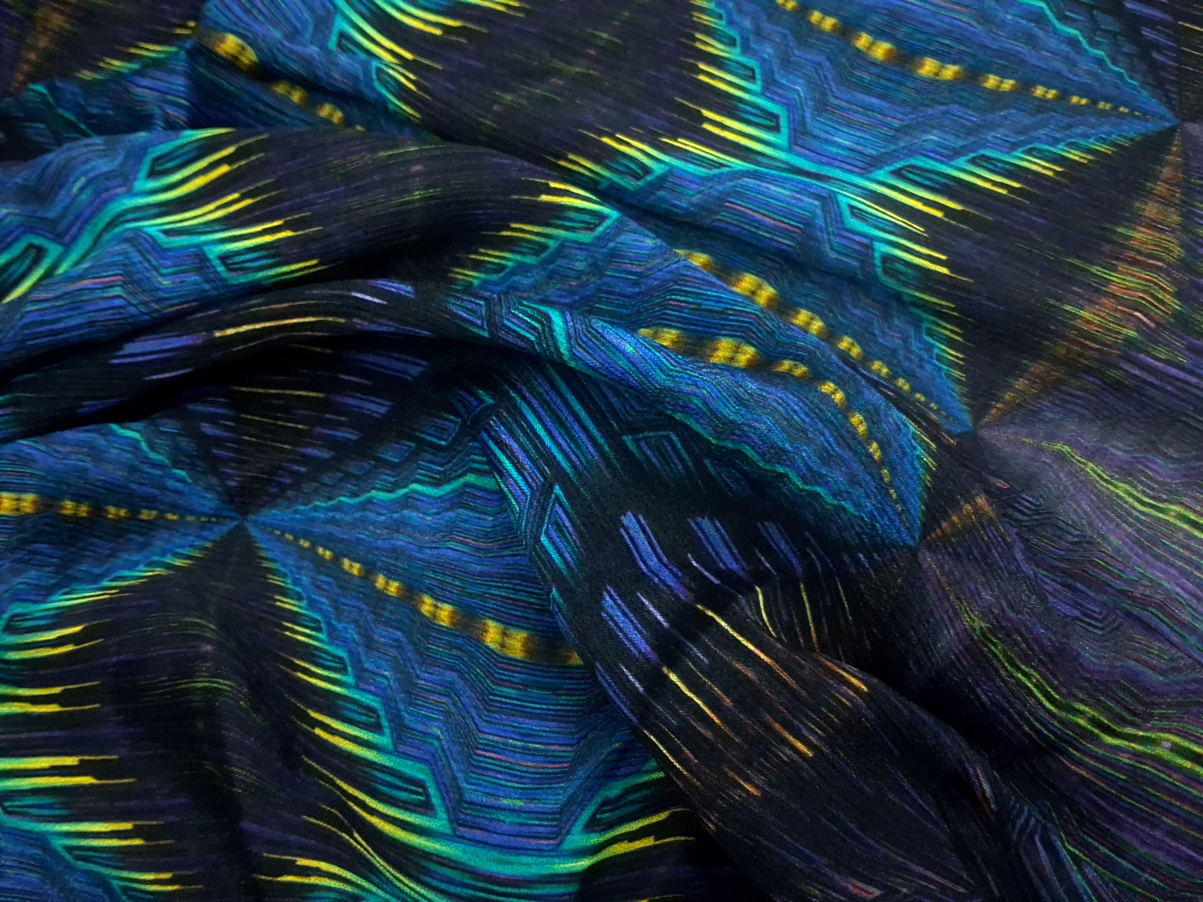 Aurora Facets On Crinkled Viscose Crepe