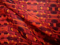 Tela de crepé de viscosa arrugado por metro de 58" | Tela de vestido de crepé de viscosa arrugado con estampado digital | Estampado geométrico de ikat rojo