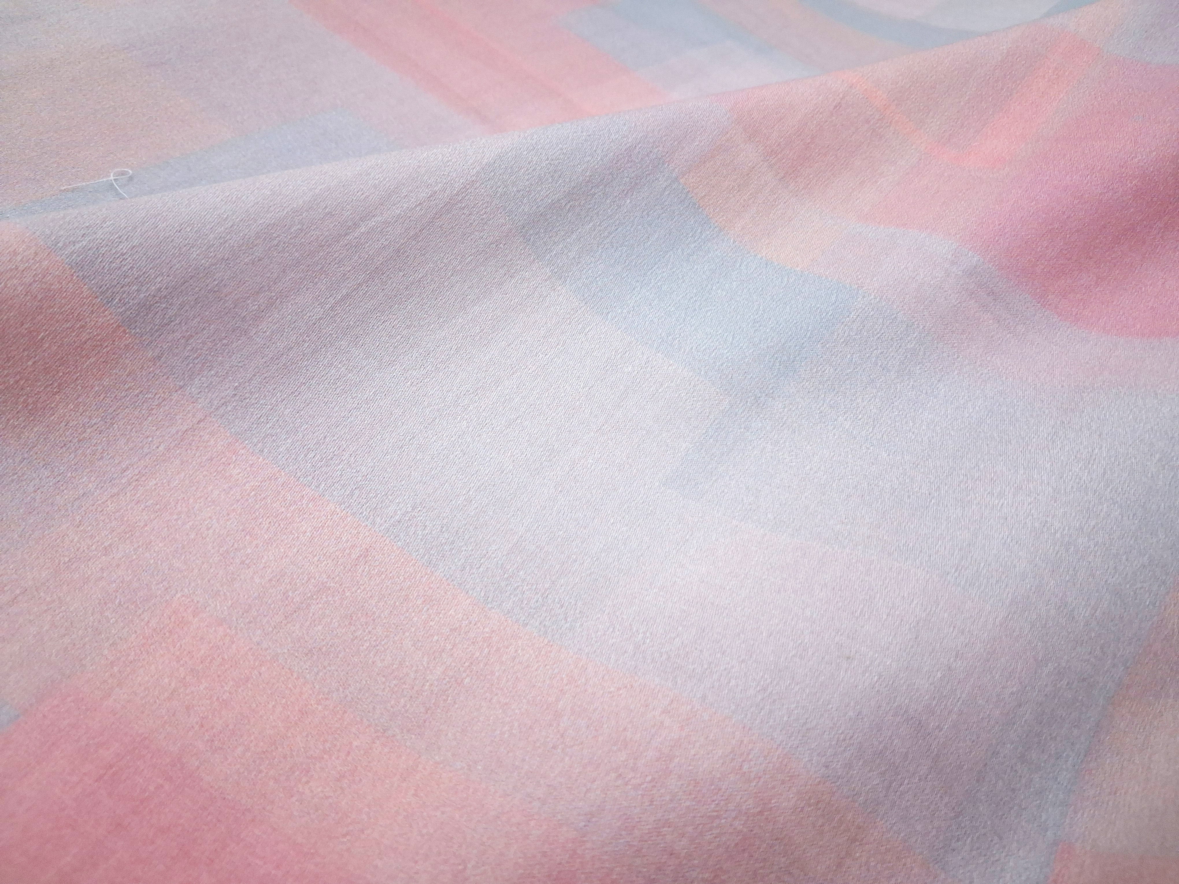 Blush Matrix On Cotton Sateen