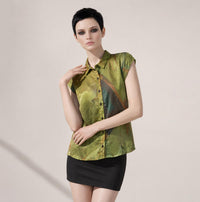Camisa de Arte de Seda Viscosa para Mujer | Blusa con Botones y Estampado Abstracto Señal Azul | Camisa Llamativa de Manga Larga | Regalo para Amante del Arte